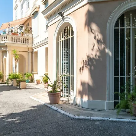 Anahit Apartament