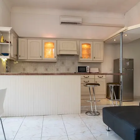 Anahit Appartement *